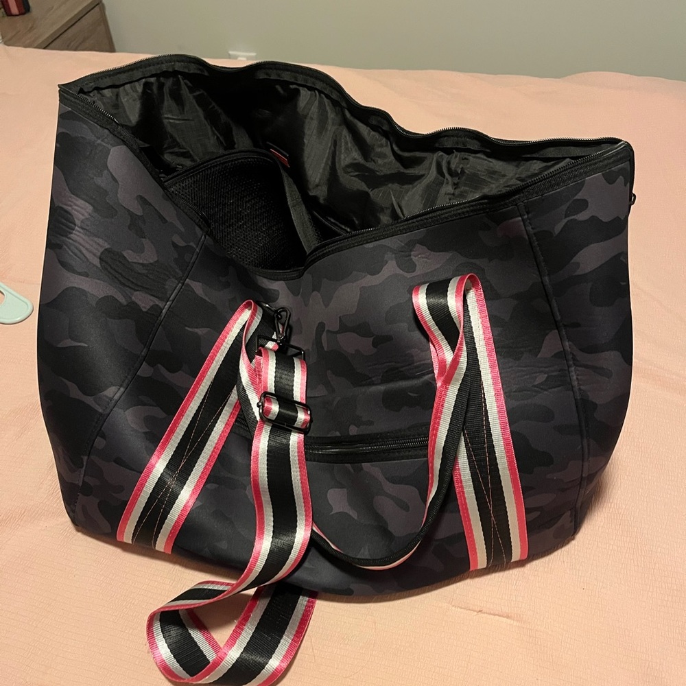 Haute shore bag